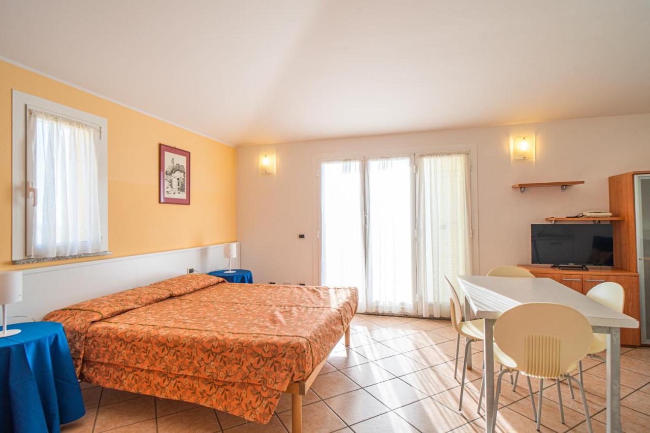 Residence Villa Gloria Borgio Verezzi Buitenkant foto